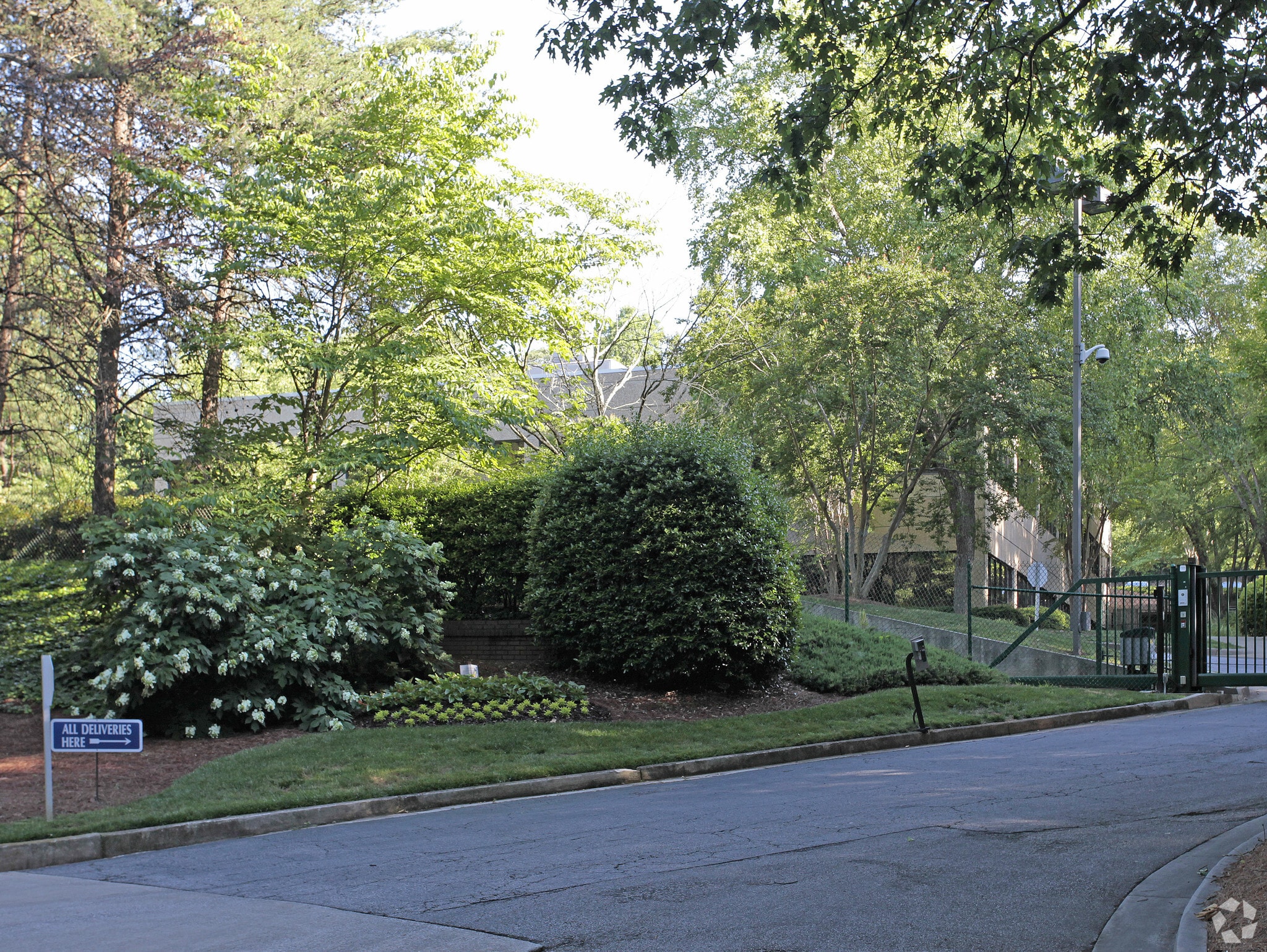 2000 Lake Park Dr SE, Smyrna, GA for lease Primary Photo- Image 1 of 17