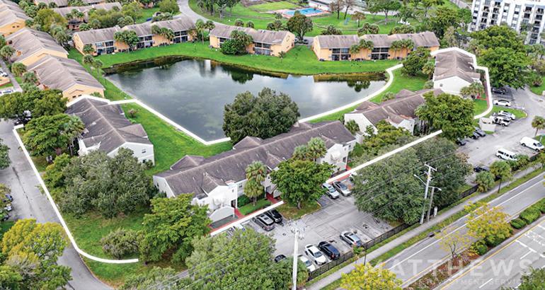 2561 NW 56th Ave, Lauderhill, FL à vendre Photo du bâtiment- Image 1 de 1