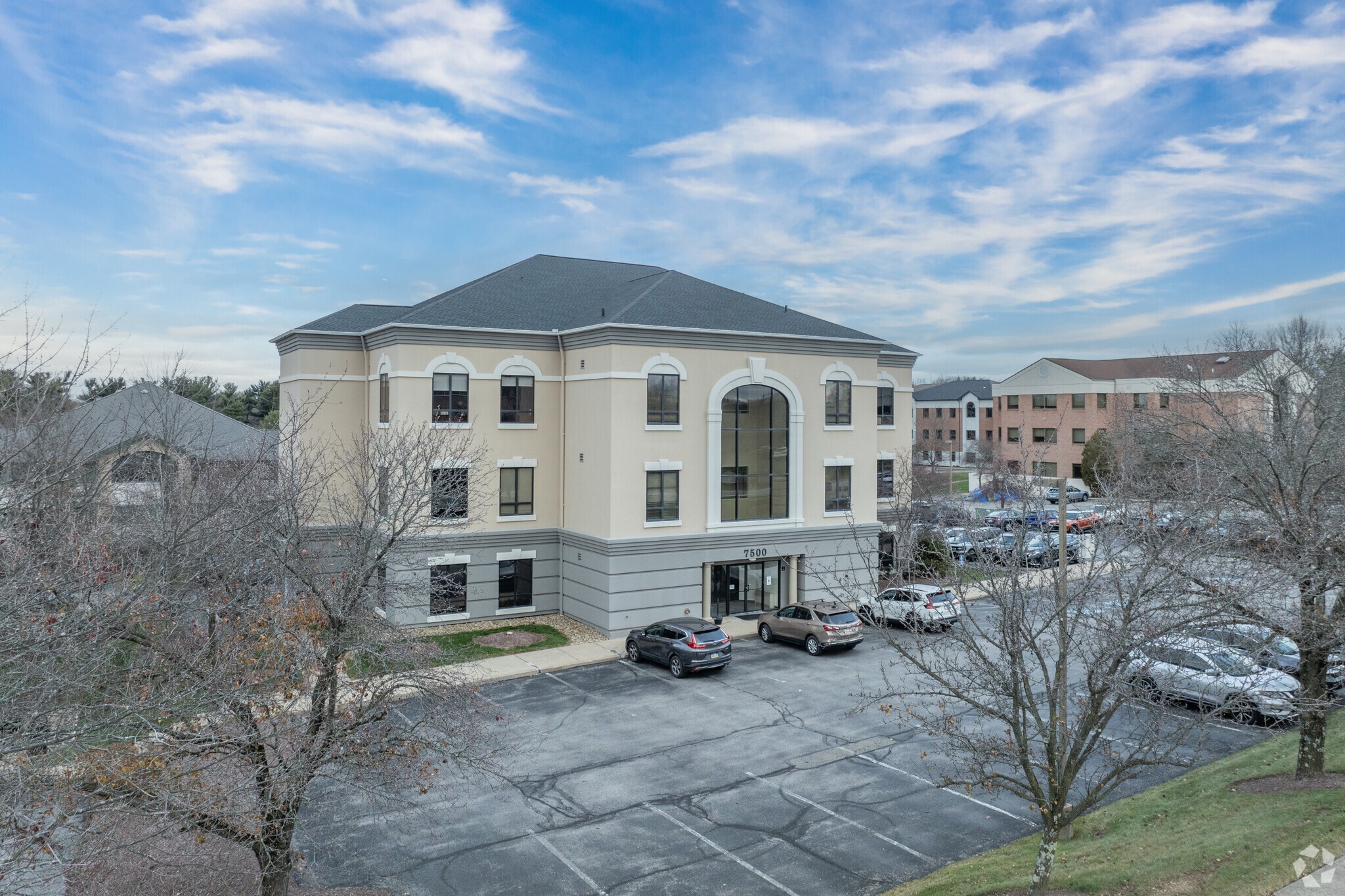 7500 Brooktree Rd, Wexford, PA for lease Primary Photo- Image 1 of 11