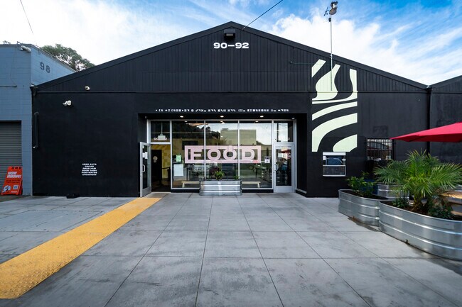 More details for 90-92 Charter Oak Ave, San Francisco, CA - Retail for Lease