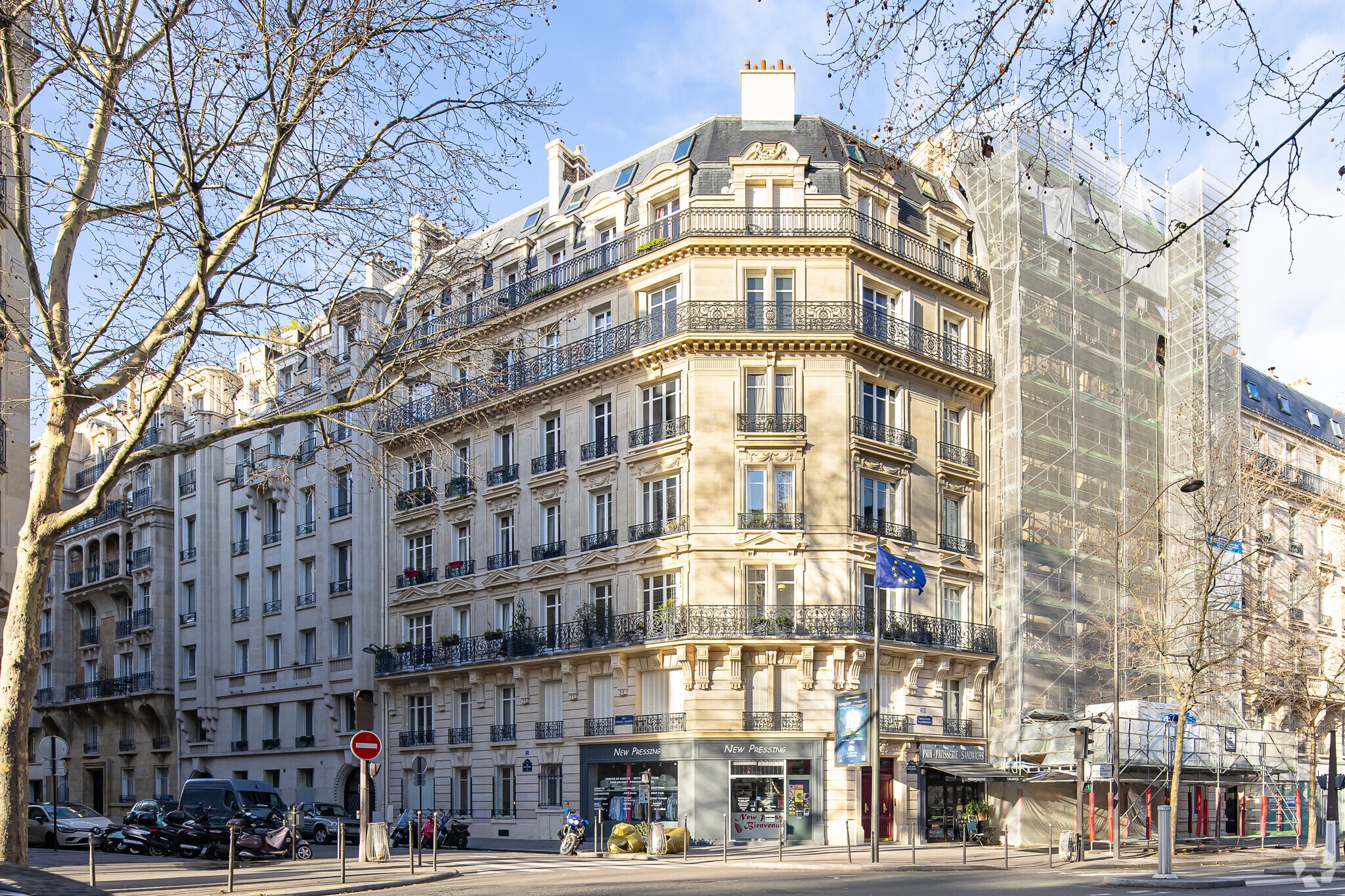 201 Boulevard Malesherbes, Paris for sale Primary Photo- Image 1 of 1