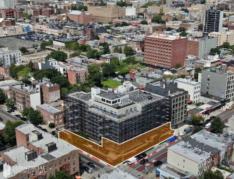 1020 Rogers Ave, Brooklyn, NY à louer - Photo du bâtiment - Image 2 de 7