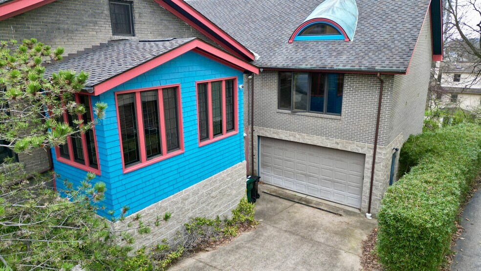 2150 Alpine Pl, Cincinnati, OH à vendre - Photo du bâtiment - Image 3 de 30