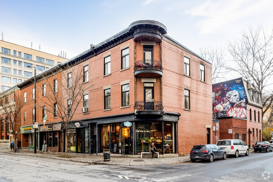 24-30 Rue Prince-Arthur O, Montréal, QC à vendre - Photo du bâtiment - Image 1 de 1