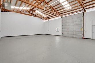 1091 Chemawa, Keizer, OR for lease Interior Photo- Image 1 of 13