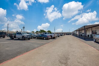 1824 N 1st St, Garland, TX for lease Building Photo- Image 2 of 13
