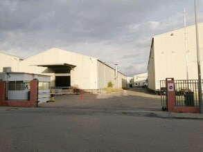 Carrer Empordà, 2, Santa Perpètua de Mogoda, Barcelona for lease Building Photo- Image 2 of 6