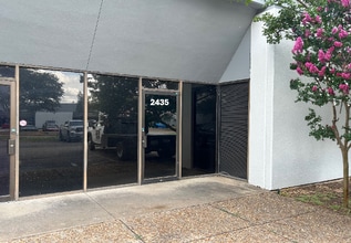 2429-2458 Walnut Ridge St, Dallas, TX for lease Building Photo- Image 1 of 12
