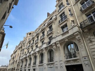 Plus de détails pour 44 Rue Paul Valéry, Paris - Bureau à louer