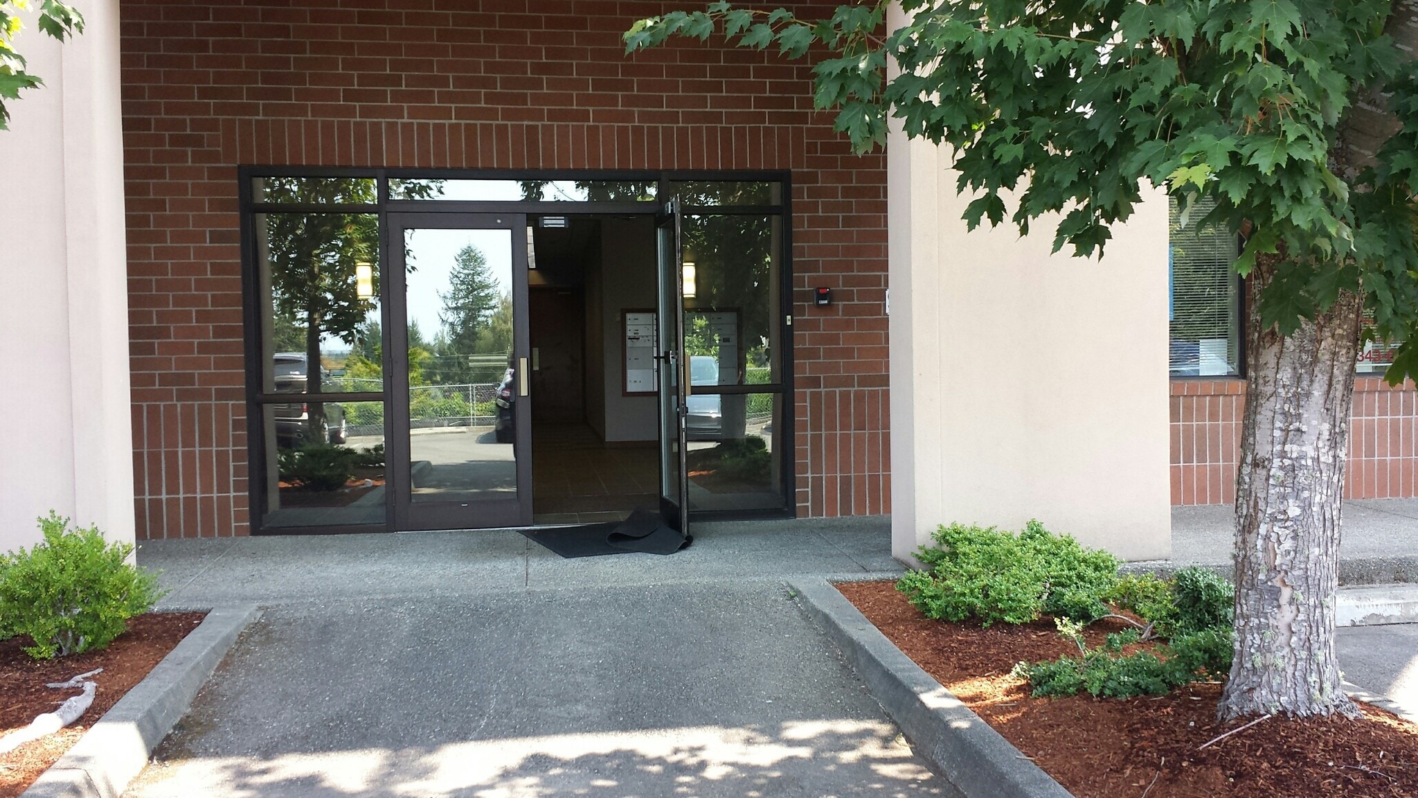 3560-3562 Bridgeport Way, University Place, WA for lease Other- Image 1 of 5