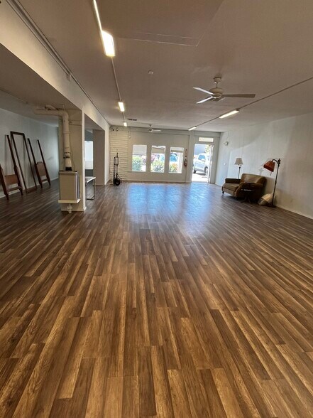 1218-1232 Mission St, Santa Cruz, CA à louer - Photo intérieure - Image 3 de 7