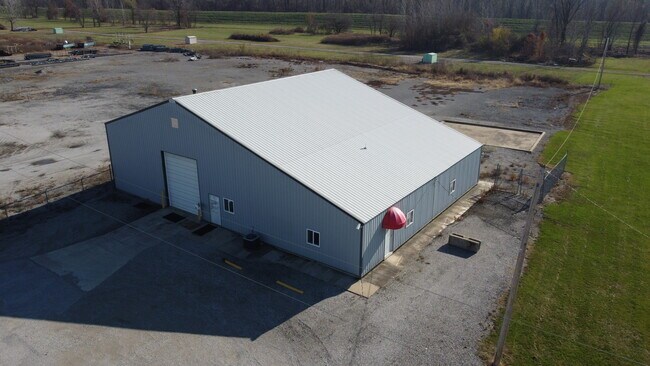 More details for 2324 Kearbey Ln, South Roxana, IL - Industrial for Lease