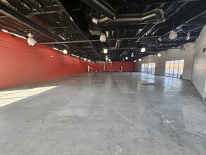 11906 Valley Blvd, El Monte, CA à louer Photo intérieure- Image 2 de 3