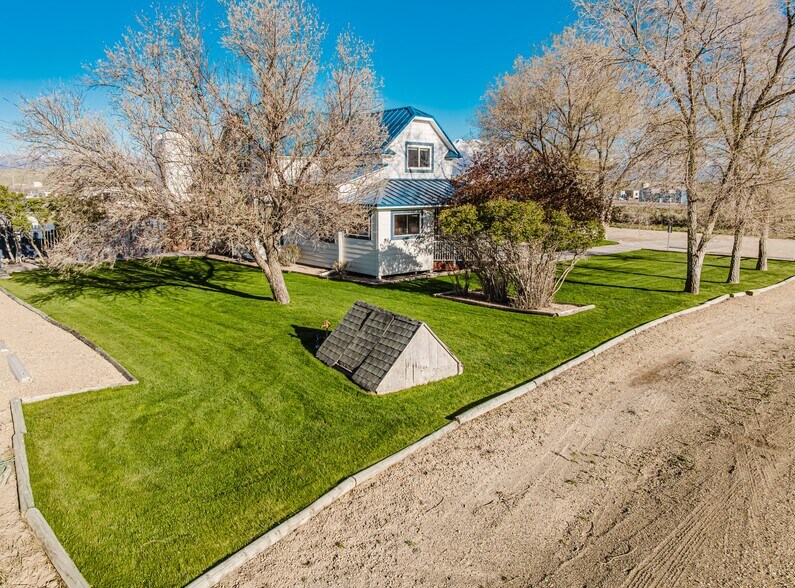 114 Tonka Ln, Spring Creek, NV à louer - Photo du bâtiment - Image 2 de 37