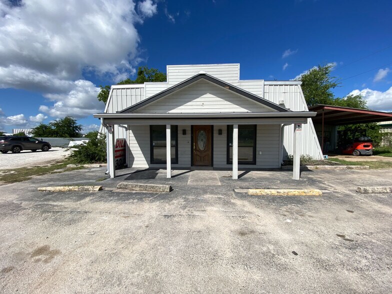 8491 US Highway 281 N, Spring Branch, TX à vendre - Photo du bâtiment - Image 3 de 23