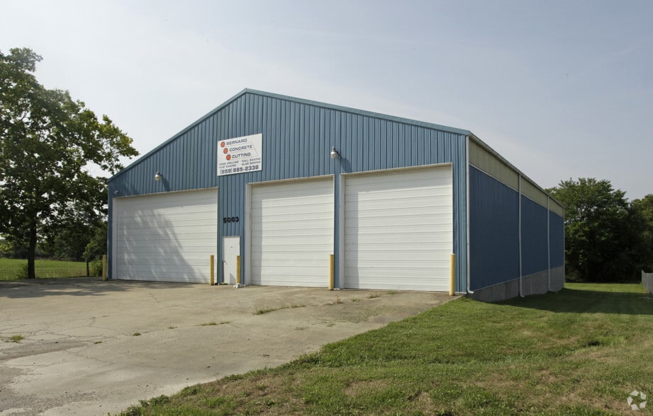 5003 Park Central Ct, Nicholasville, KY for lease - Primary Photo - Image 1 of 4