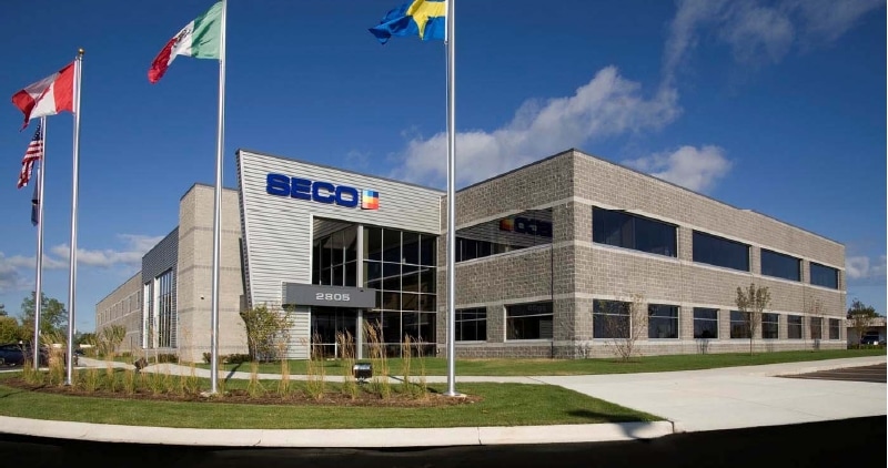 2805 Bellingham Dr, Troy, MI à vendre - Photo du bâtiment - Image 2 de 7