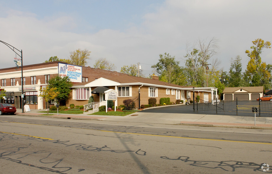 1306 Hertel Ave, Buffalo, NY à vendre - Photo principale - Image 1 de 1