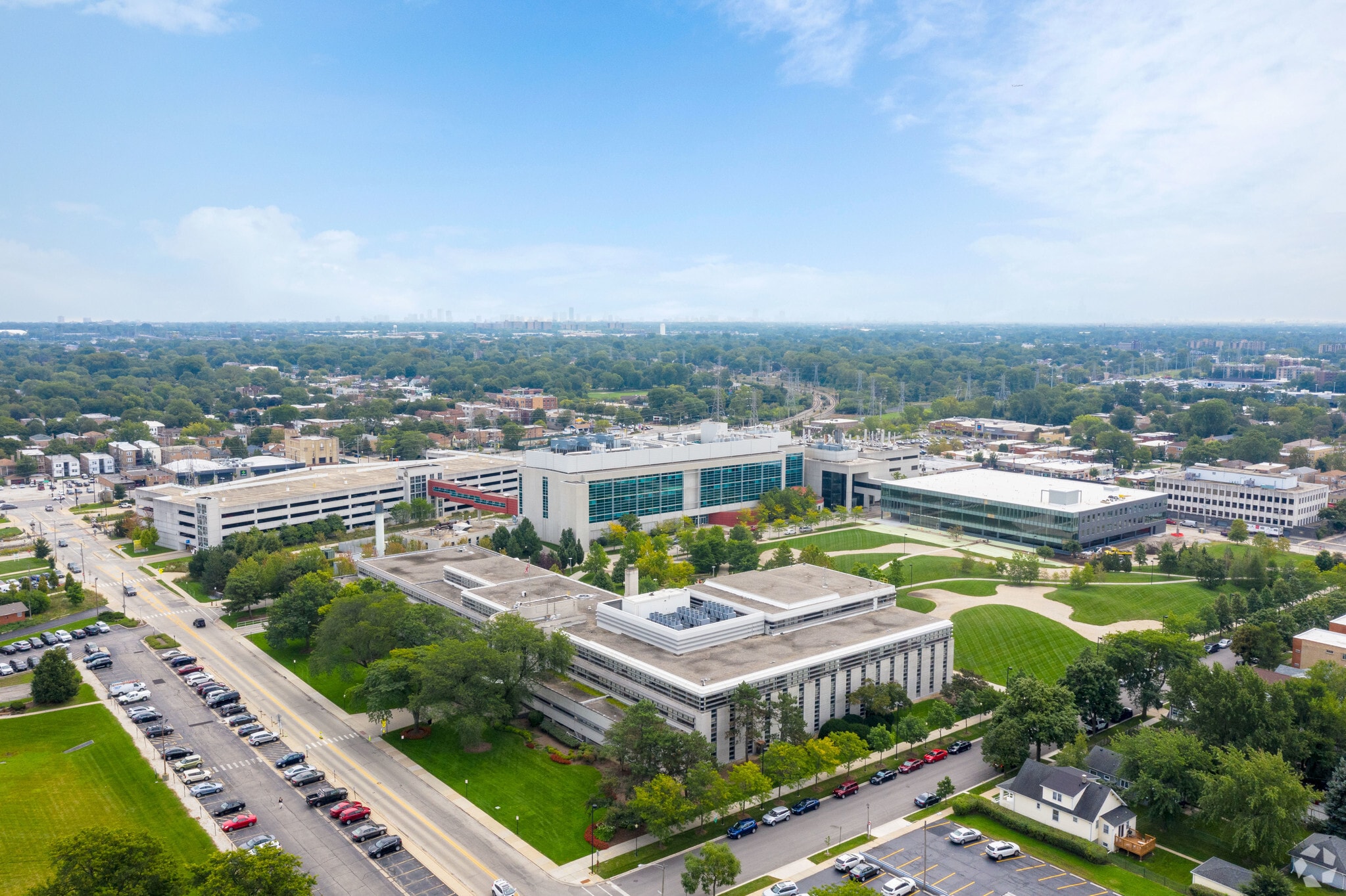 8045 Lamon Ave, Skokie, IL for lease Primary Photo- Image 1 of 6
