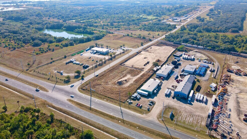 3456 Bonnie Mine Rd, Mulberry, FL à louer - Photo du bâtiment - Image 2 de 15