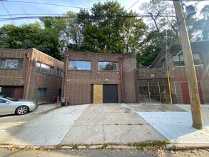 83 Watermill Ln, Great Neck, NY for sale Building Photo- Image 2 of 10