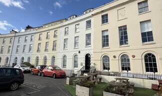 Plus de détails pour 2 Den Crescent, Teignmouth - Bureau à vendre