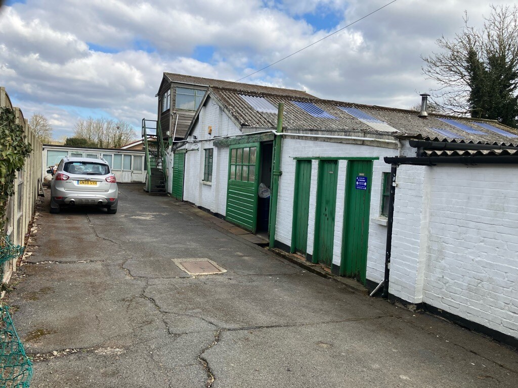 Hathersham Close, Smallfield à louer Photo du bâtiment- Image 1 de 2