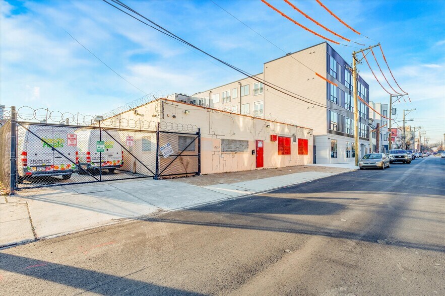 1100-1104 E Berks St, Philadelphia, PA à vendre - Photo du bâtiment - Image 2 de 19