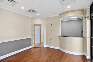 6363 Prue Rd, San Antonio, TX for lease Interior Photo- Image 1 of 2