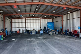 20951 Mines Rd, Laredo, TX for lease Interior Photo- Image 2 of 4