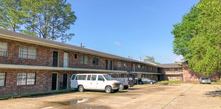 4189 W Brookstown Dr, Baton Rouge, LA à vendre - Photo du bâtiment - Image 3 de 9