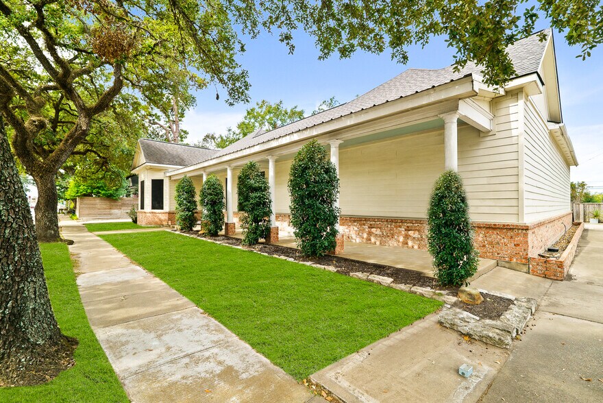 800 Jackson St, Richmond, TX à vendre - Photo du bâtiment - Image 2 de 38