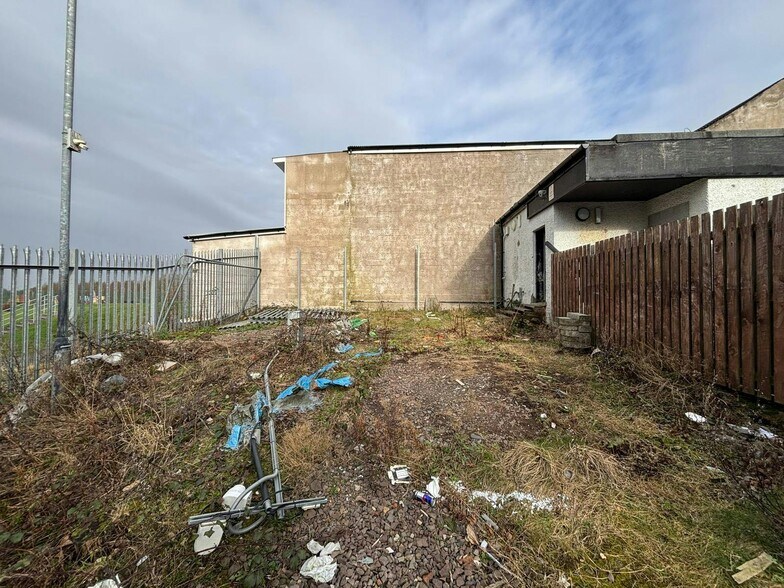 47-51 Glasgow Rd, Rutherglen à louer - Photo du bâtiment - Image 2 de 3