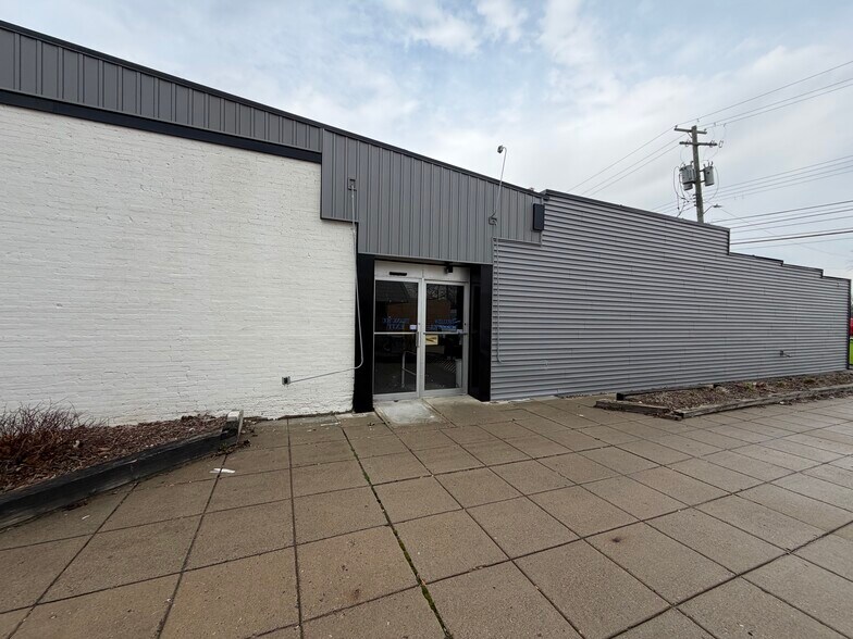 4238 Main St, Brown City, MI à vendre - Photo du bâtiment - Image 2 de 10