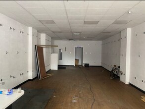299 North End Rd, London for lease Interior Photo- Image 2 of 3