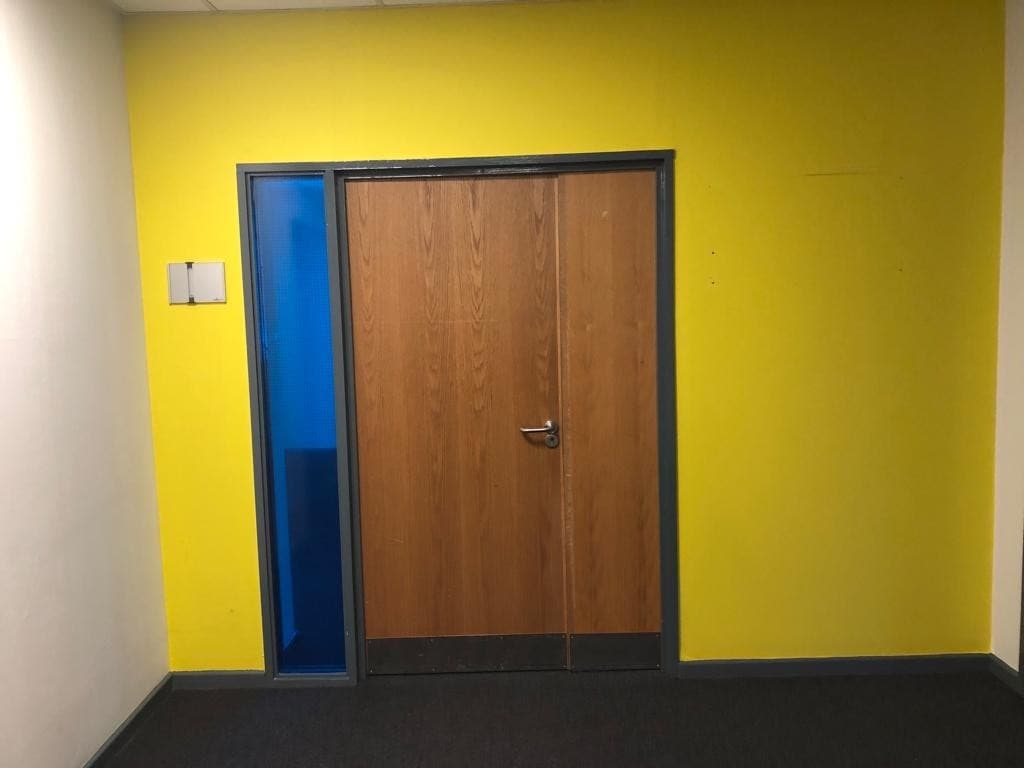 Huddersfield Rd, Oldham à louer Photo intérieure- Image 1 de 5