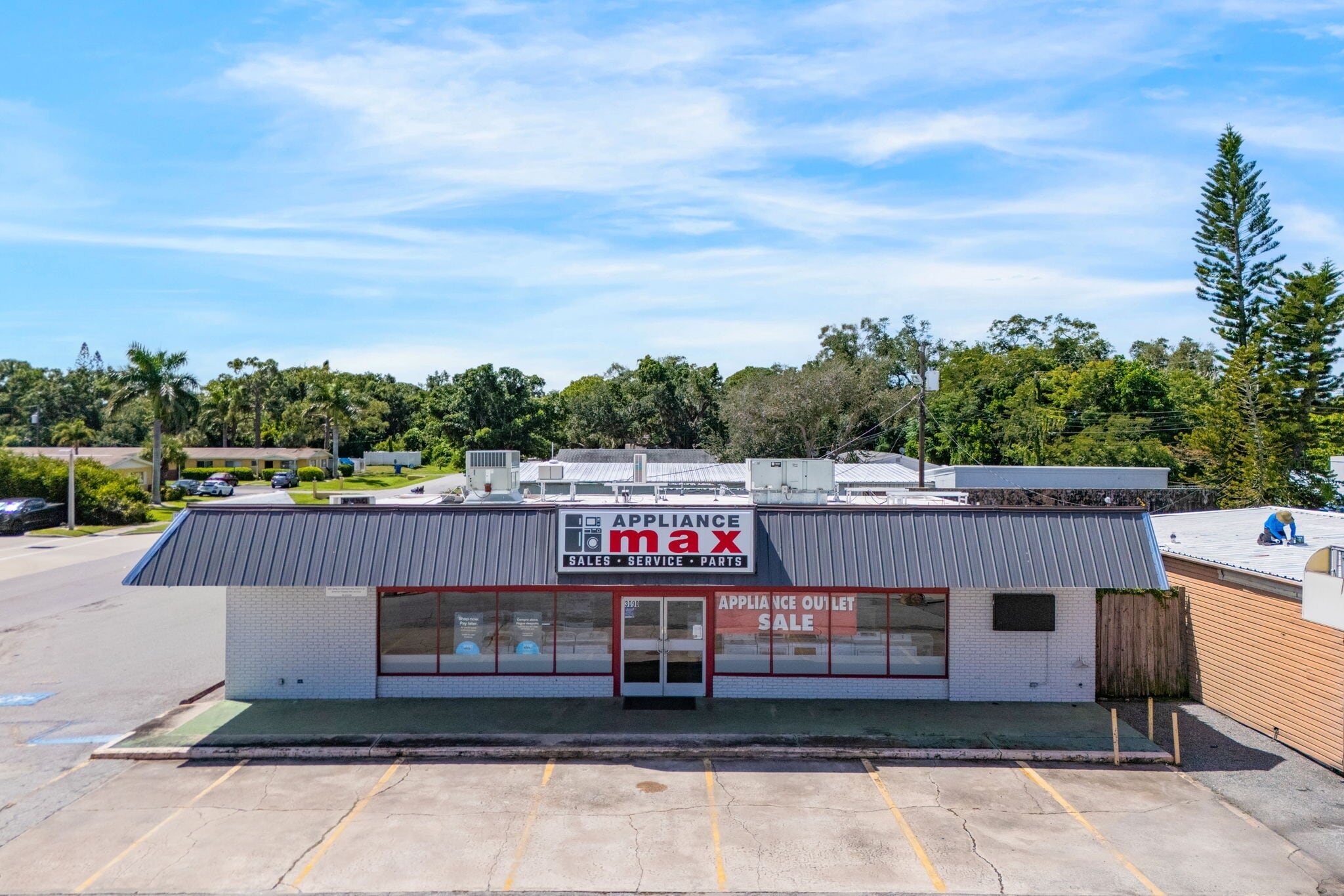 3090 Bee Ridge Rd, Sarasota, FL à vendre Photo du bâtiment- Image 1 de 16