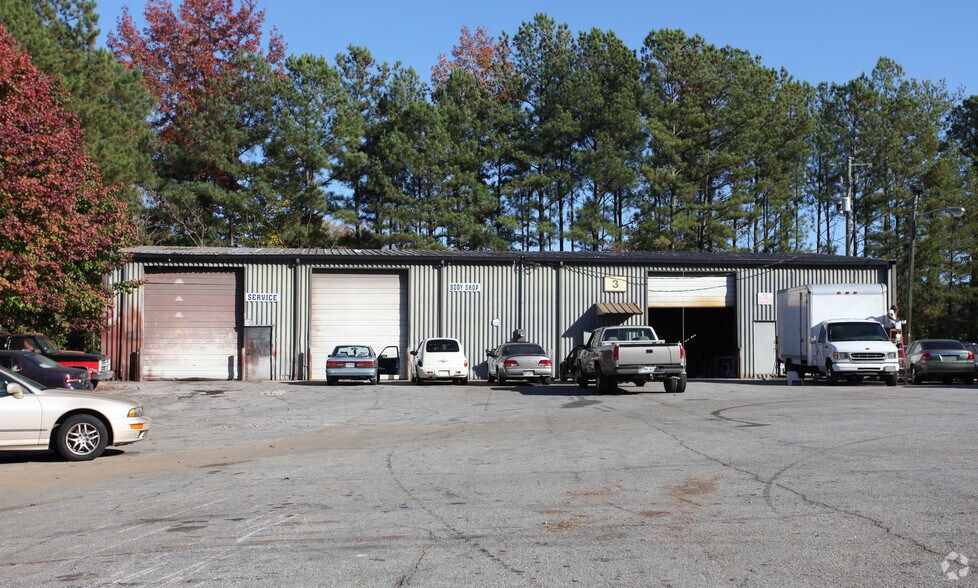 6090 Pinegrove Rd, Riverdale, GA for sale - Building Photo - Image 2 of 2