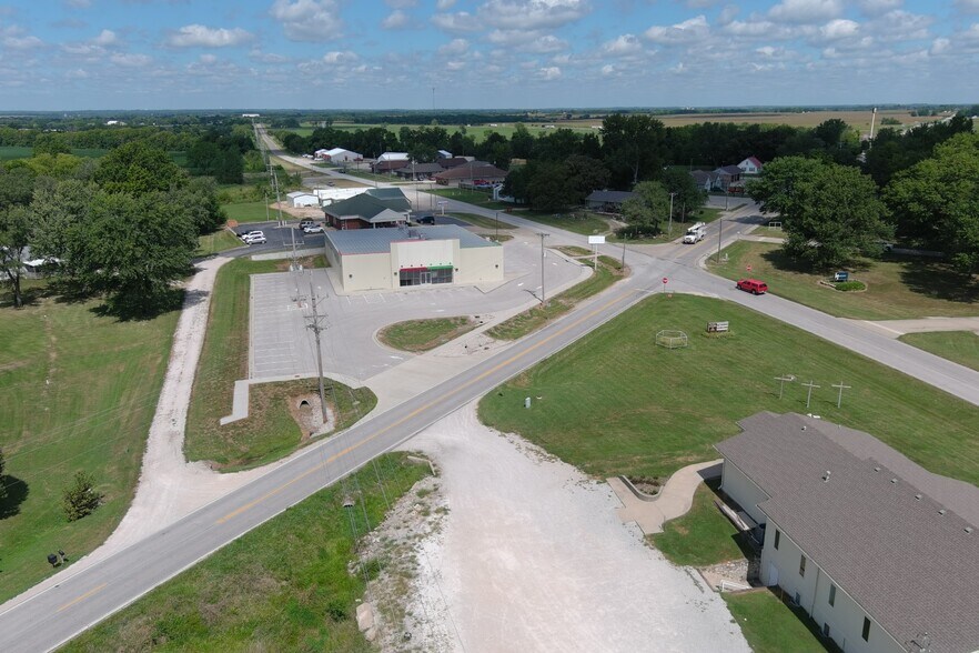 71 S State Route F, Garden City, MO à vendre - Photo du bâtiment - Image 2 de 9