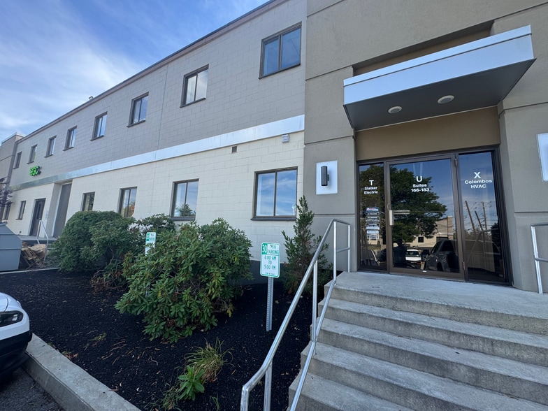 155 New Boston St, Woburn, MA for lease - Building Photo - Image 2 of 7