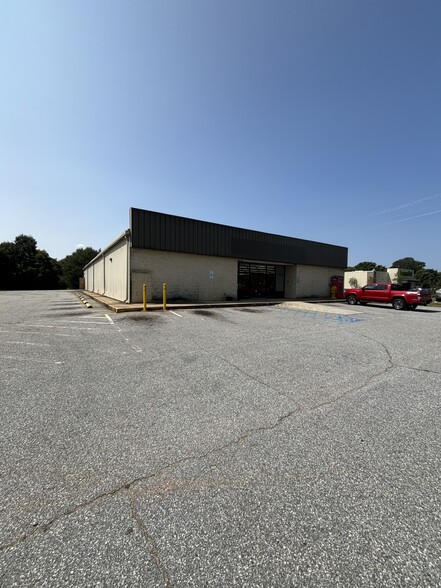 650 E Fairplay Blvd, Fair Play, SC for lease - Building Photo - Image 3 of 4