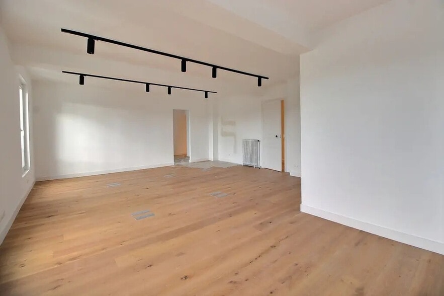 55 Rue Du Faubourg Montmartre, Paris à louer - Photo du bâtiment - Image 3 de 17