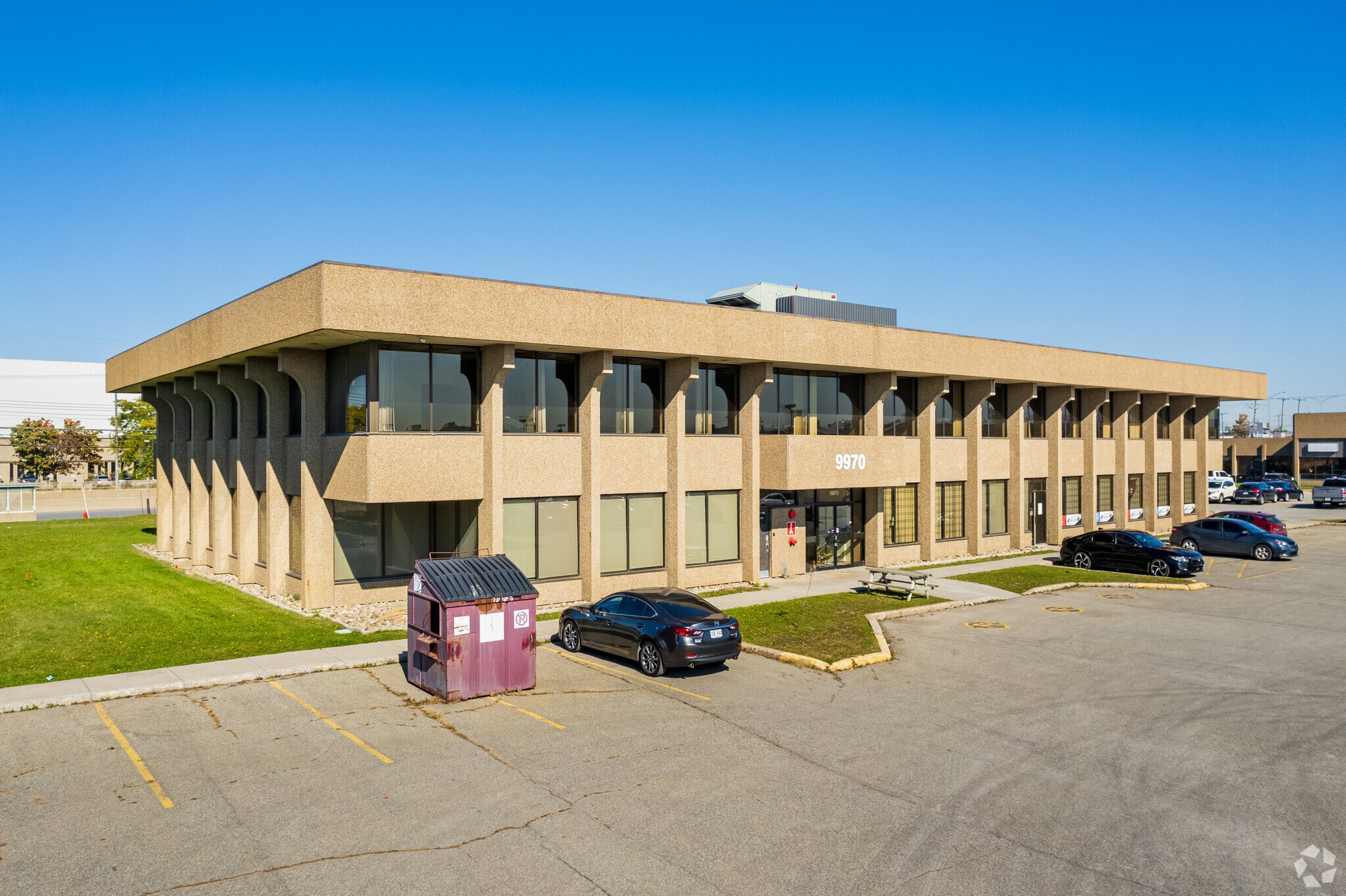 9960-9970 De La Côte-De-Liesse, Dorval, QC for lease Primary Photo- Image 1 of 6
