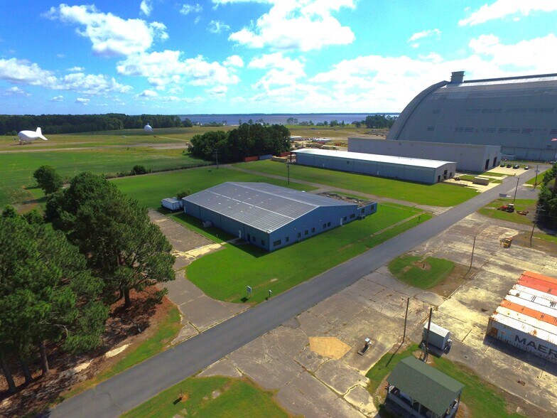 161 T Com Dr, Elizabeth City, NC à vendre - Photo du bâtiment - Image 1 de 49