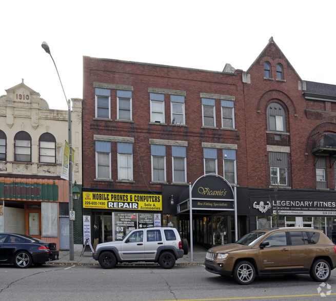 624-630 King St E, Cambridge, ON à louer - Photo du bâtiment - Image 3 de 5