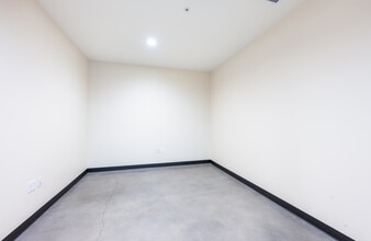 3001 Brighton Blvd, Denver, CO for lease Interior Photo- Image 1 of 4