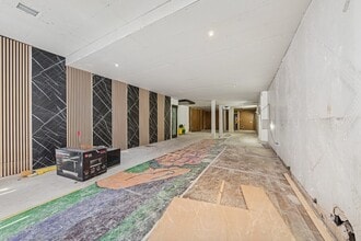 163 Eighth Ave, New York, NY for lease Interior Photo- Image 2 of 3