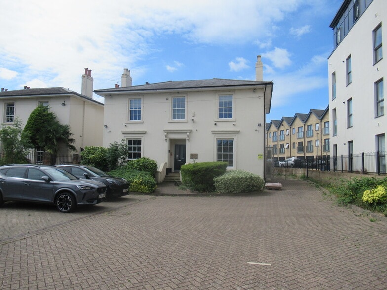 48-50 Mill Green Rd, Mitcham for sale - Building Photo - Image 3 of 11