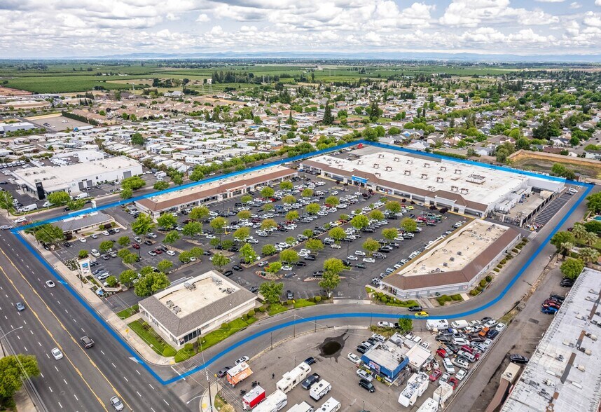 3848 McHenry Ave, Modesto, CA for lease - Building Photo - Image 3 of 5