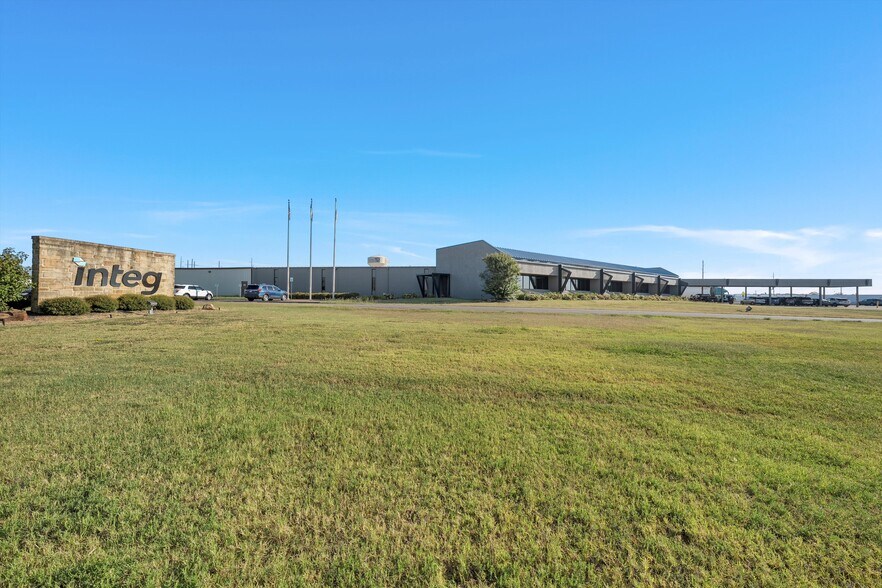 700 W Loop 340, Waco, TX à louer - Photo du bâtiment - Image 1 de 10